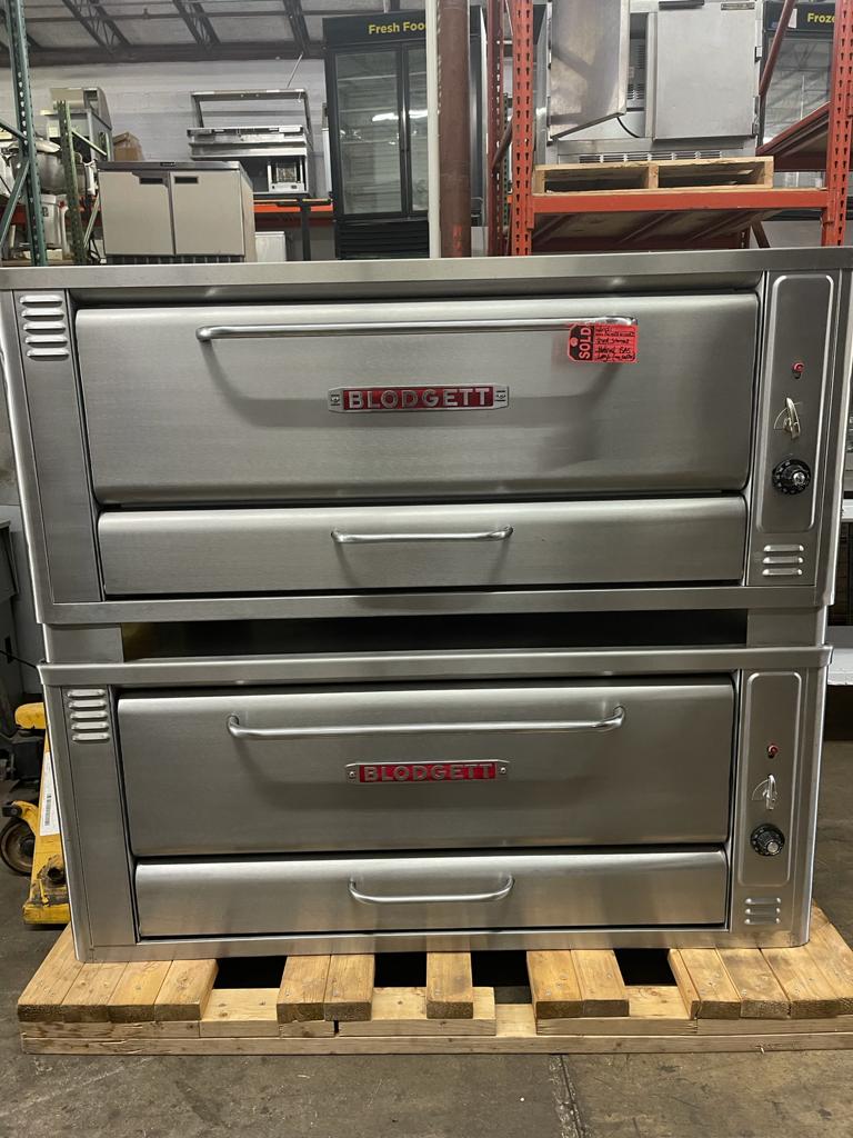 Pre-Owned Blodgett 1048 Pizza Oven Double stack